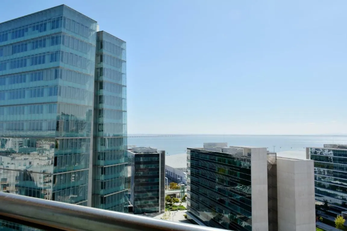 Suites Panoramic - River View Lisbon